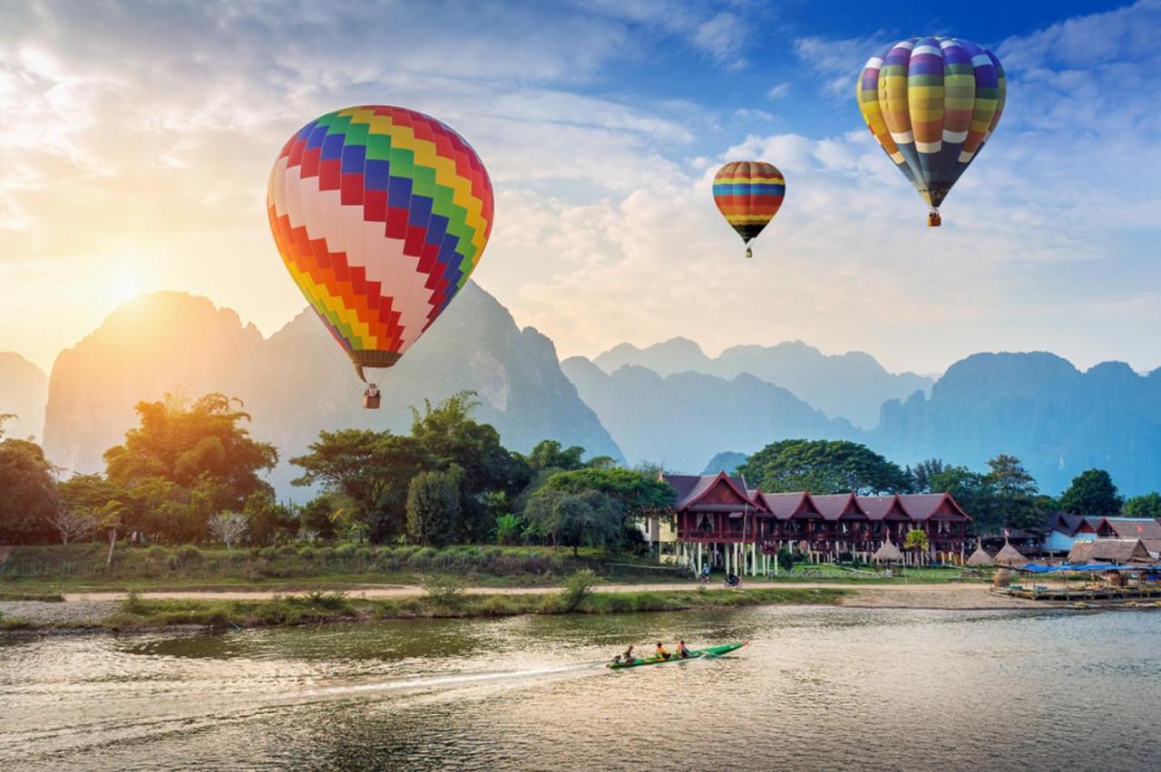 Vang Vieng Camellia Hotel Exteriör bild
